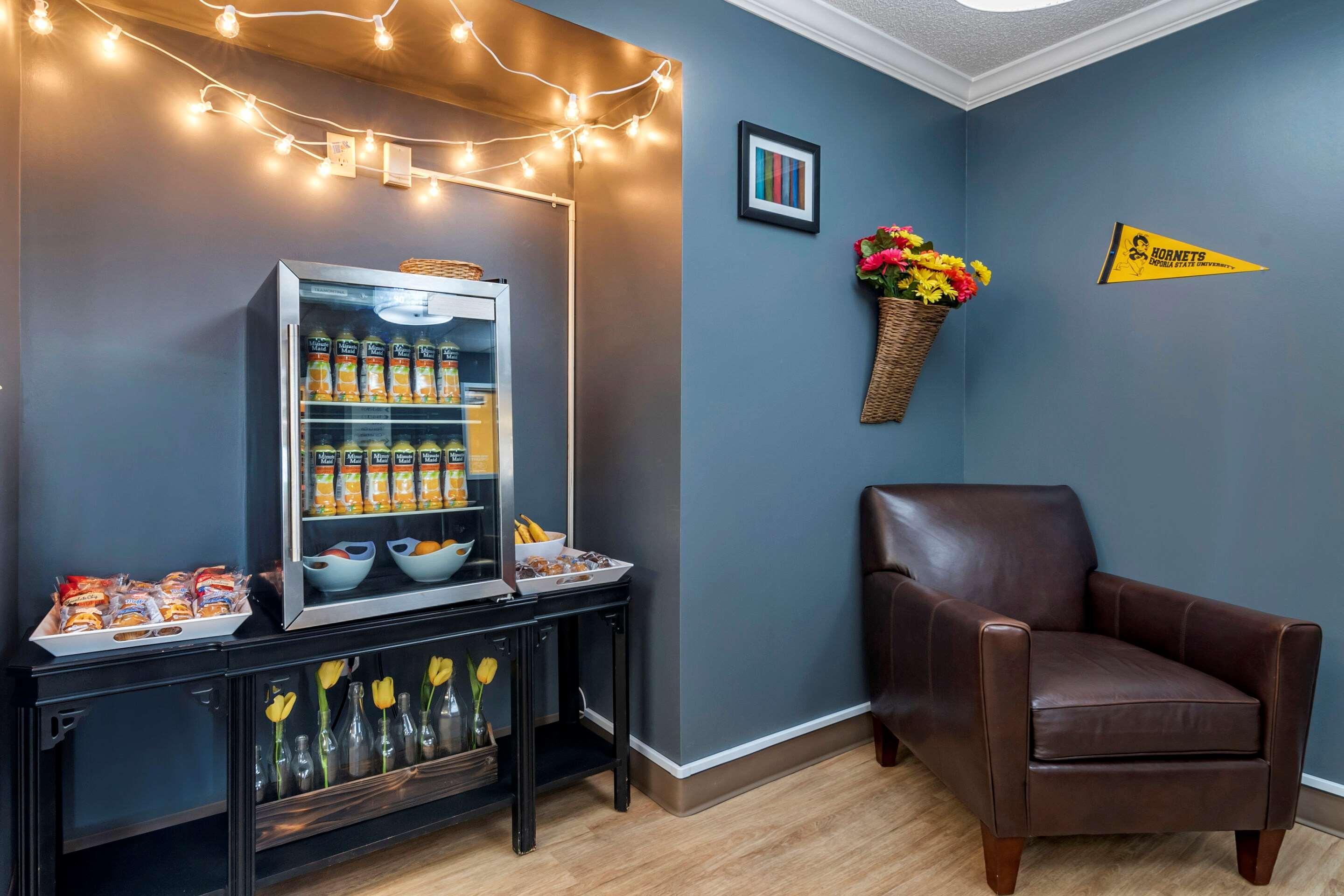 Restaurant MainStay Suites Emporia