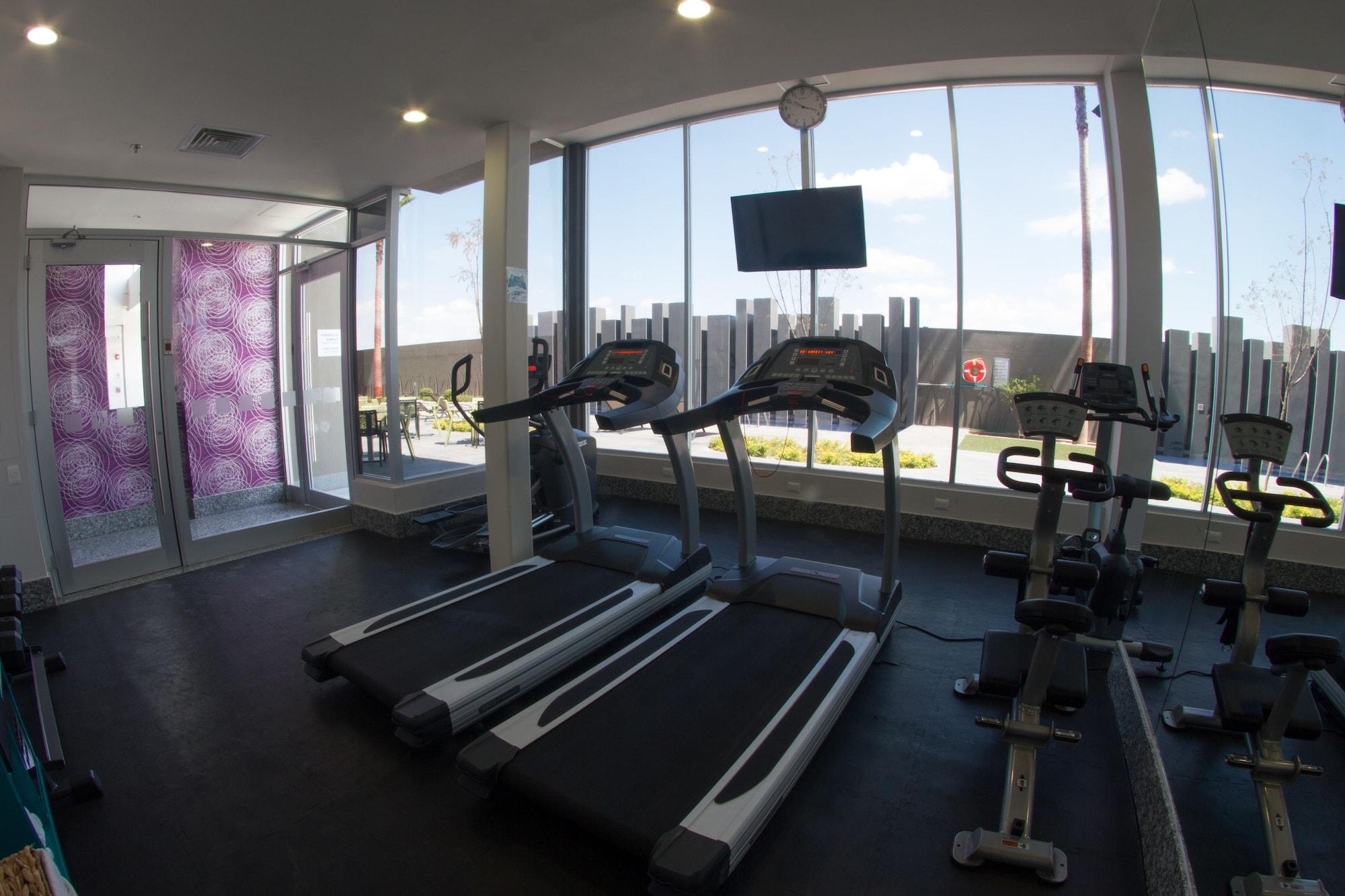 Gimnasio Holiday Inn Express & Suites Hermosillo by IHG