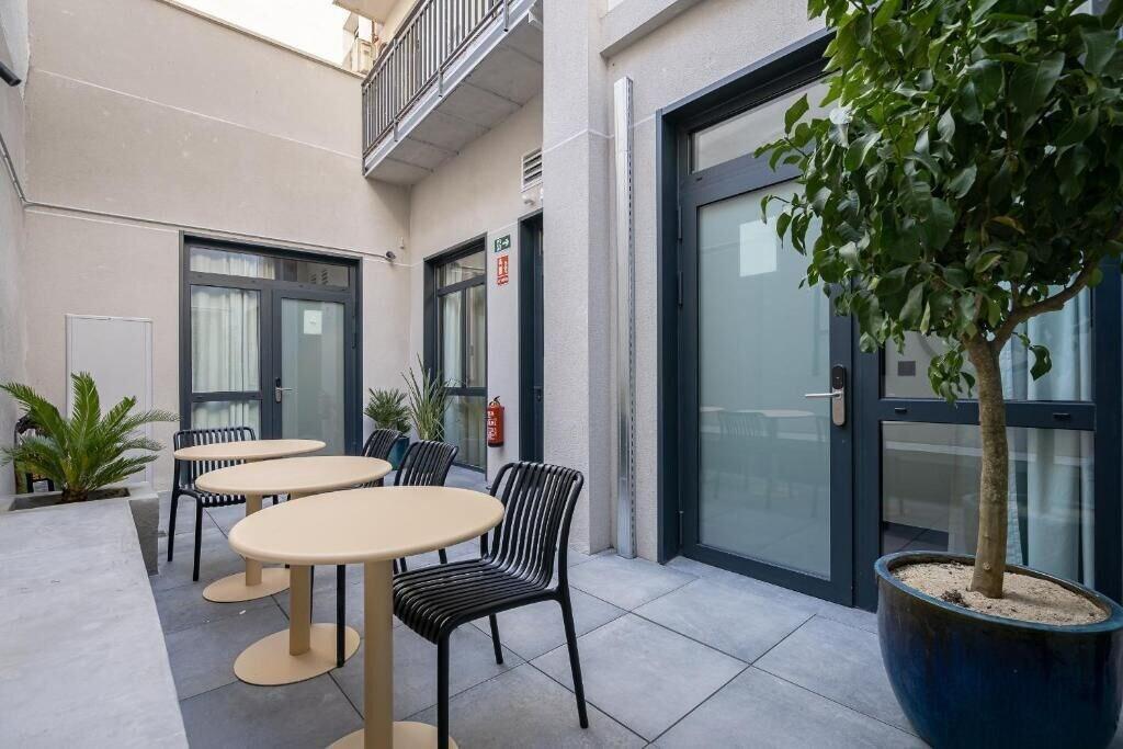 Varios Style Suites by Olala Homes