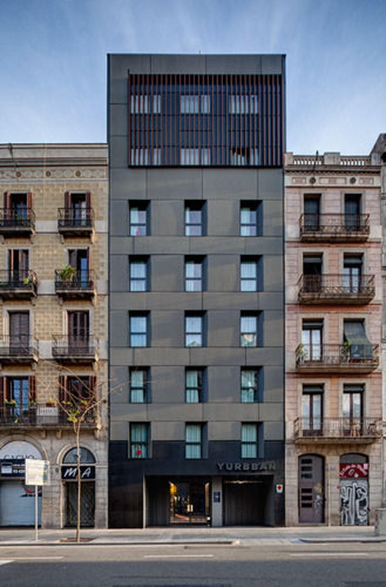 Vista Exterior Yurbban Trafalgar Hotel