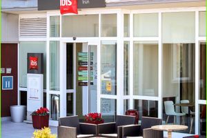 Alojamiento - ibis Irun