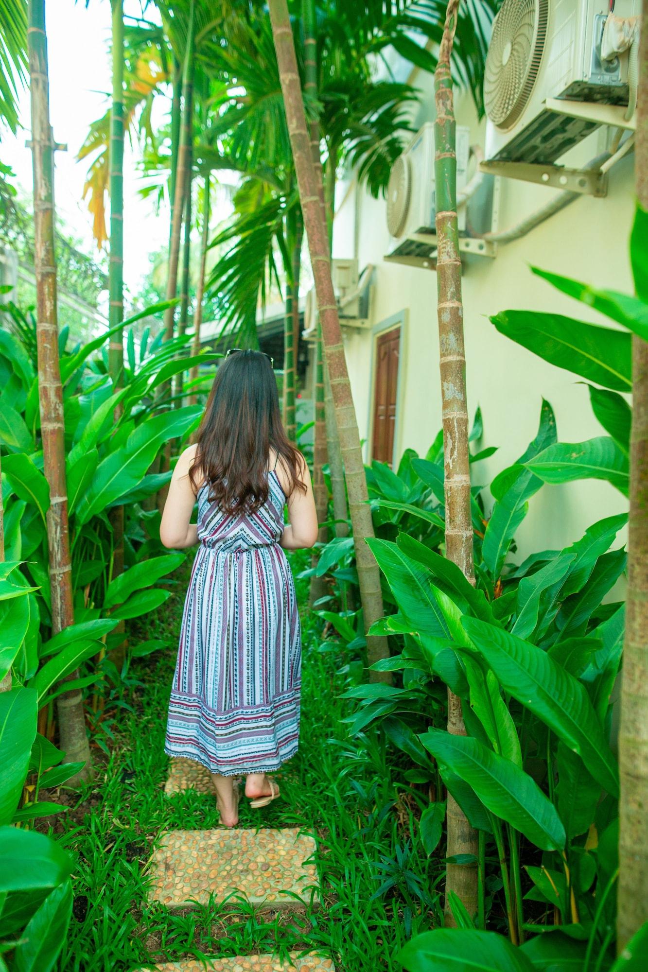 Vista Exterior Mohasal Angkor Boutique