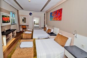 Alojamiento - Bulvar Palas Old City Hotel