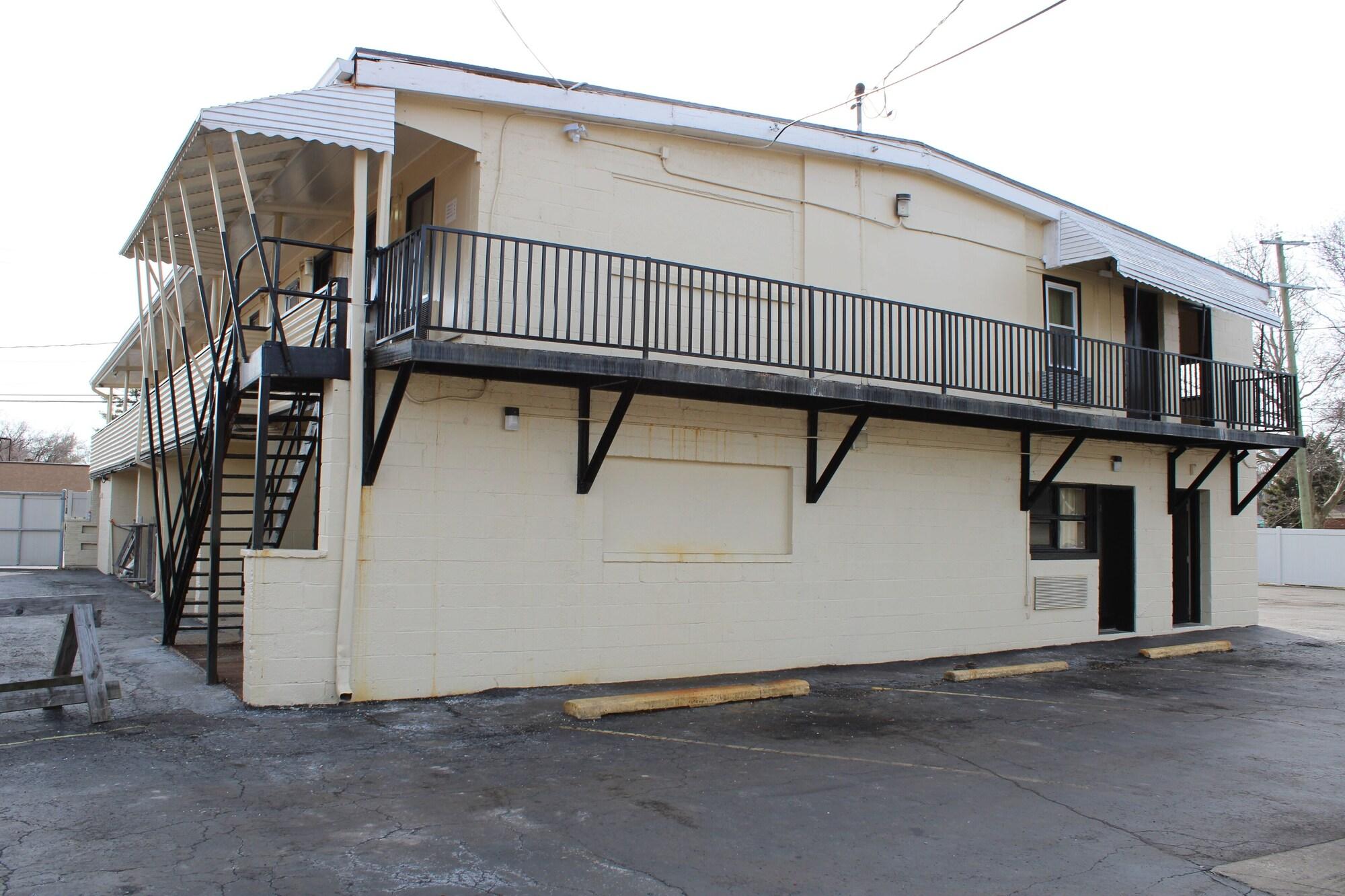 Vista Exterior Royal Budget Inn