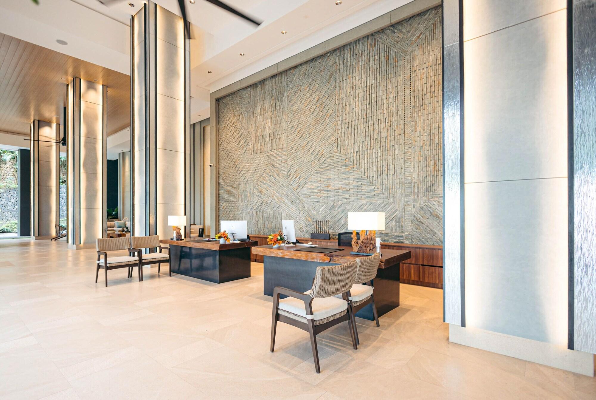 Vista Lobby Discovery Samal