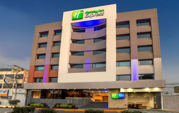 Holiday Inn Express Mexico Basilica by IHG - Hoteles cerca de Basílica de Guadalupe en Ciudad de México