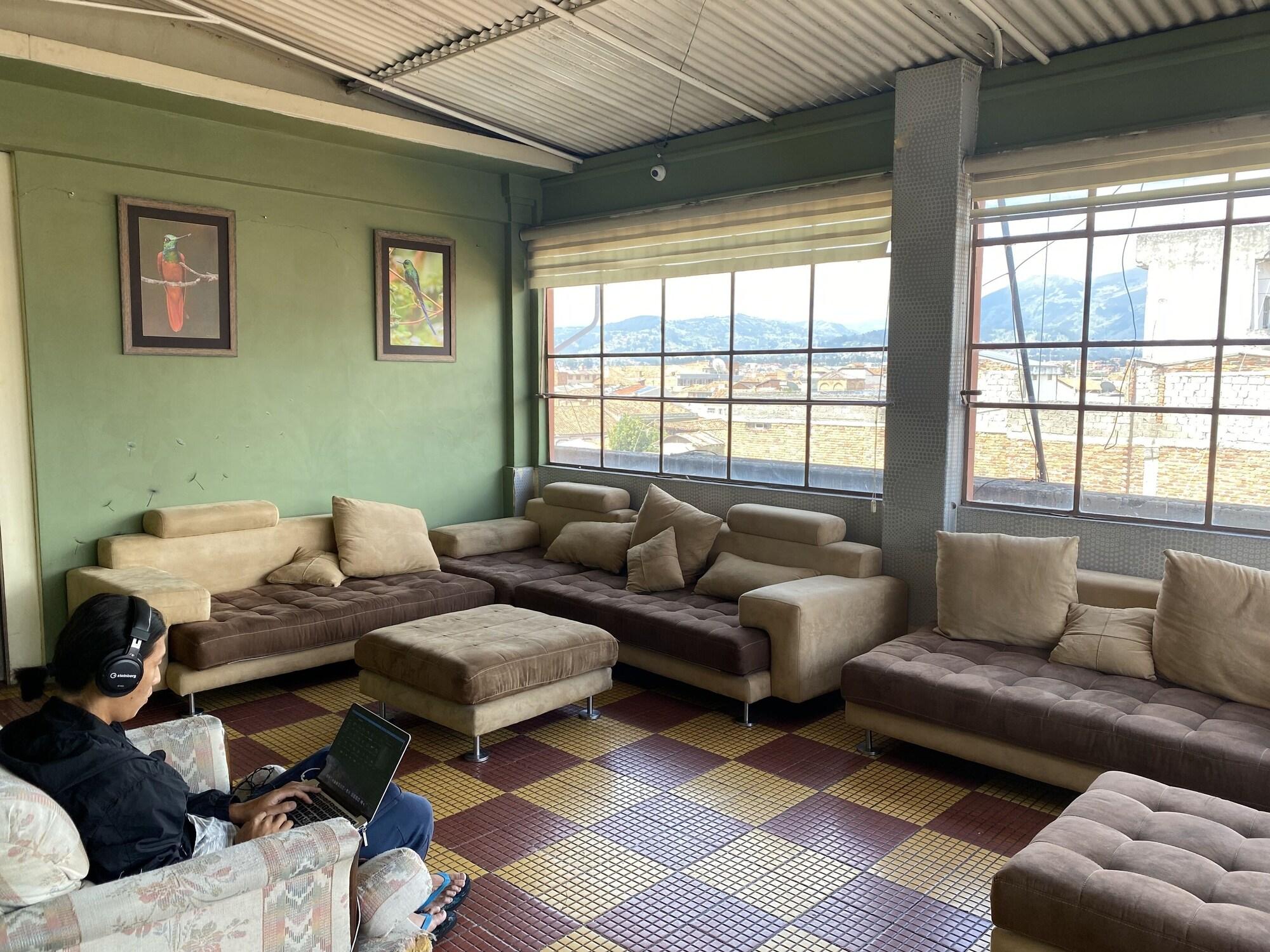 Comodidades del Alojamiento Check Inn B&B - Hostel