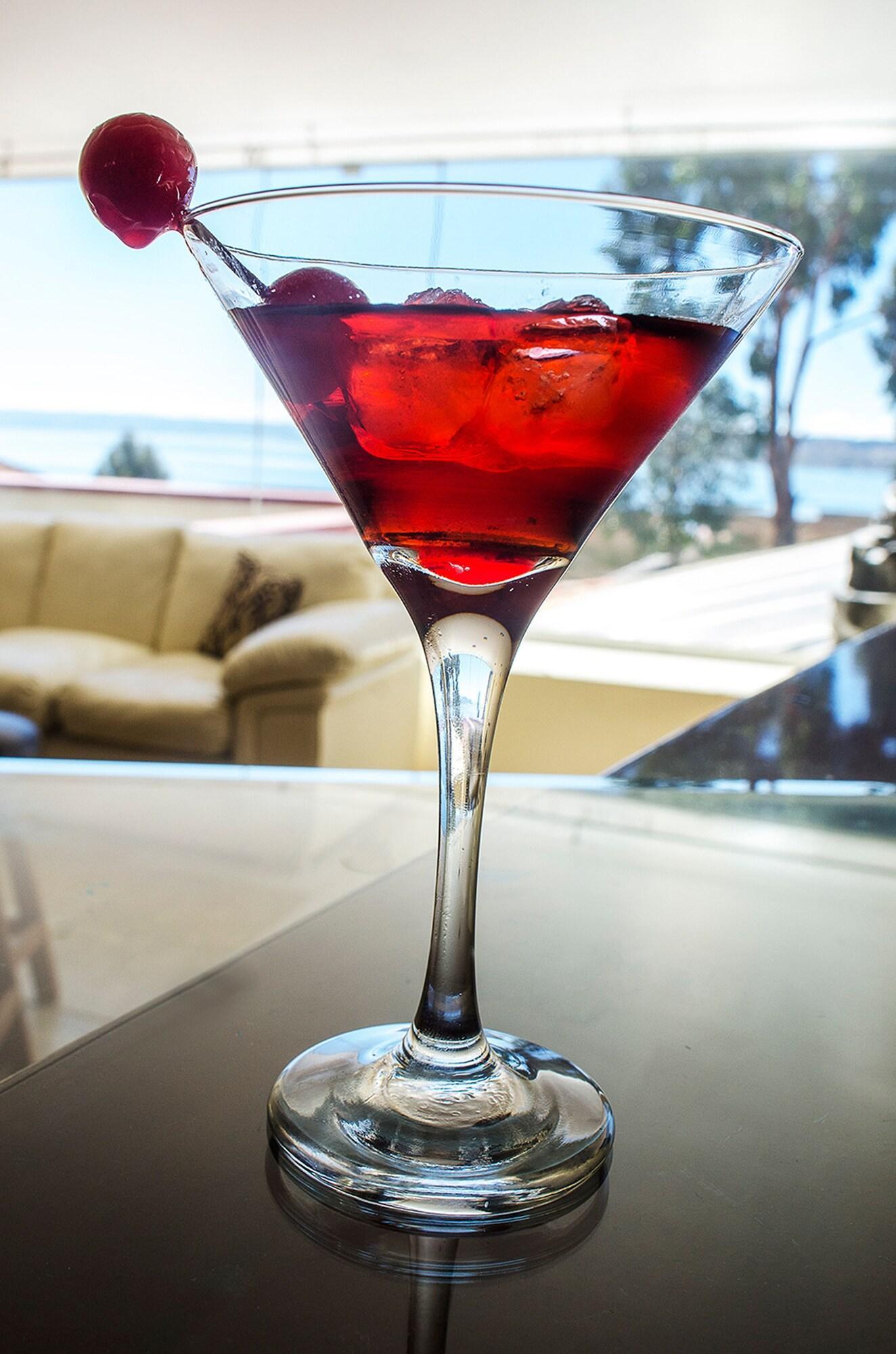 Bar/Salón Taypikala Hotel Lago