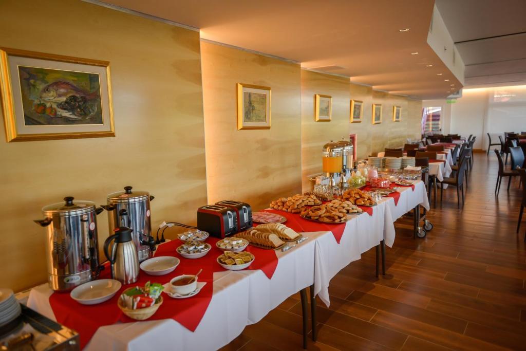 Restaurant HOTEL CARRILLO AMERIAN VILLA DEL DIQUE