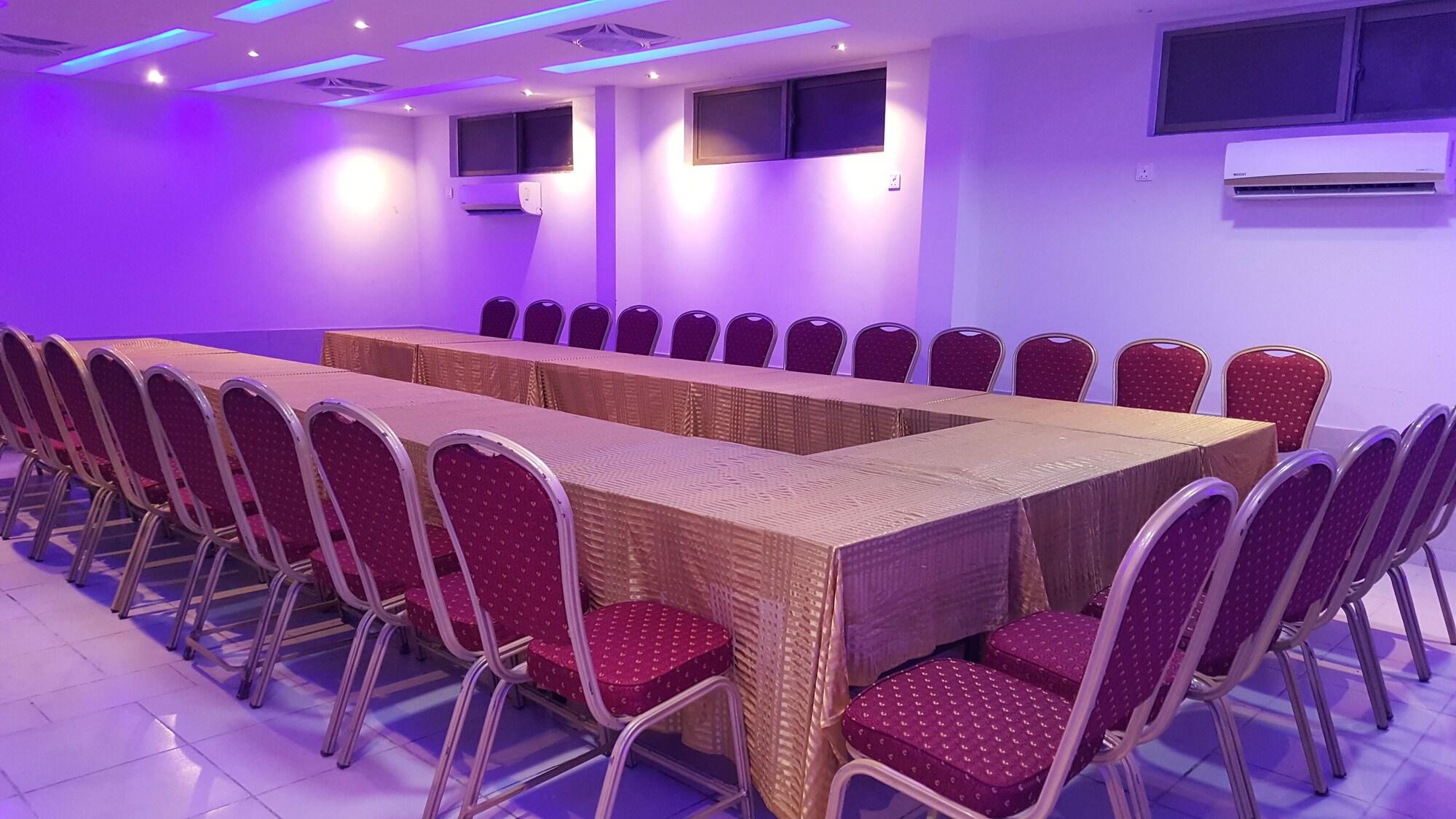 Sala de Reuniones Royal Inn Hotel