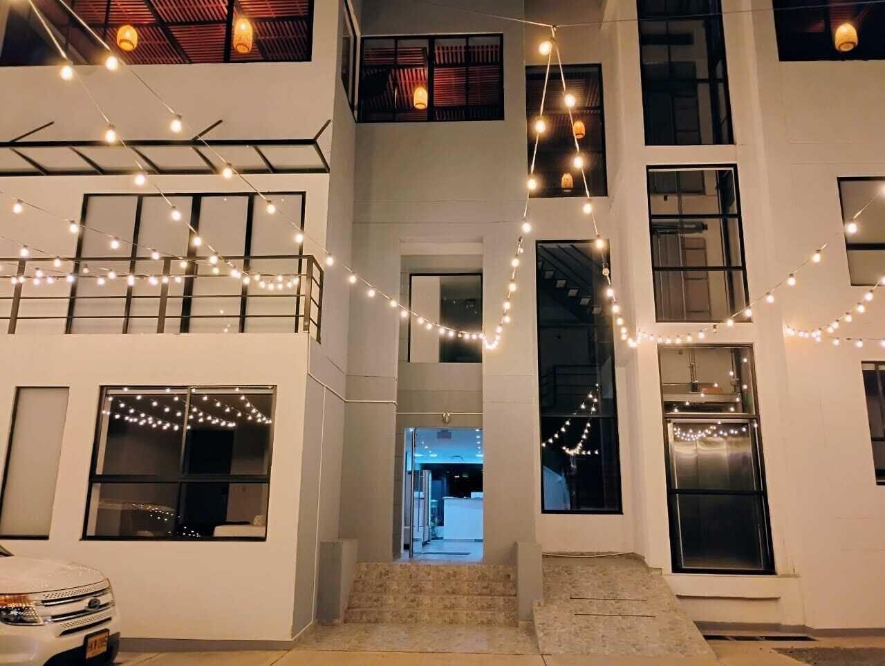 Vista Exterior Hotel Golden Hills