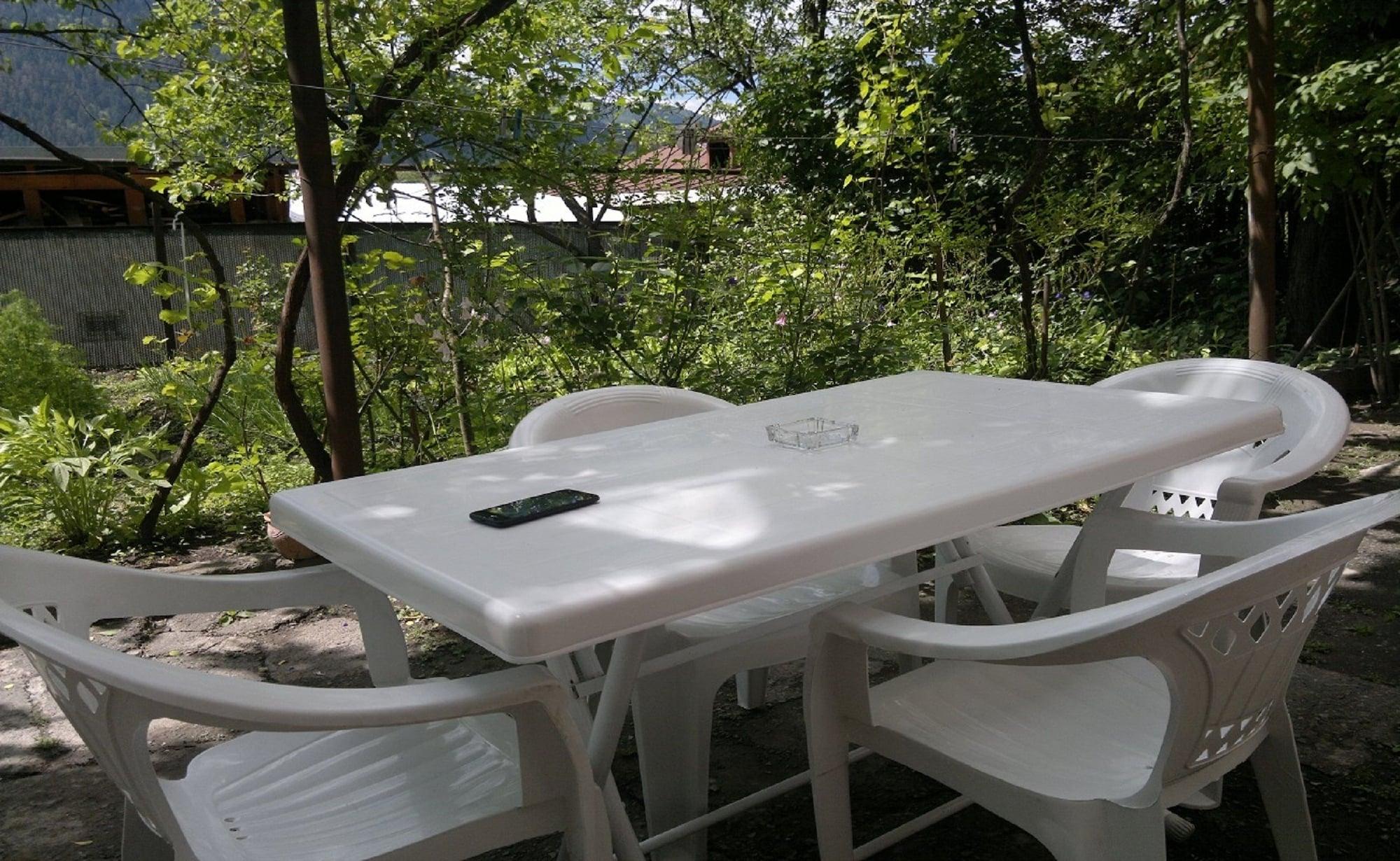 Restaurant Guest House Besarioni