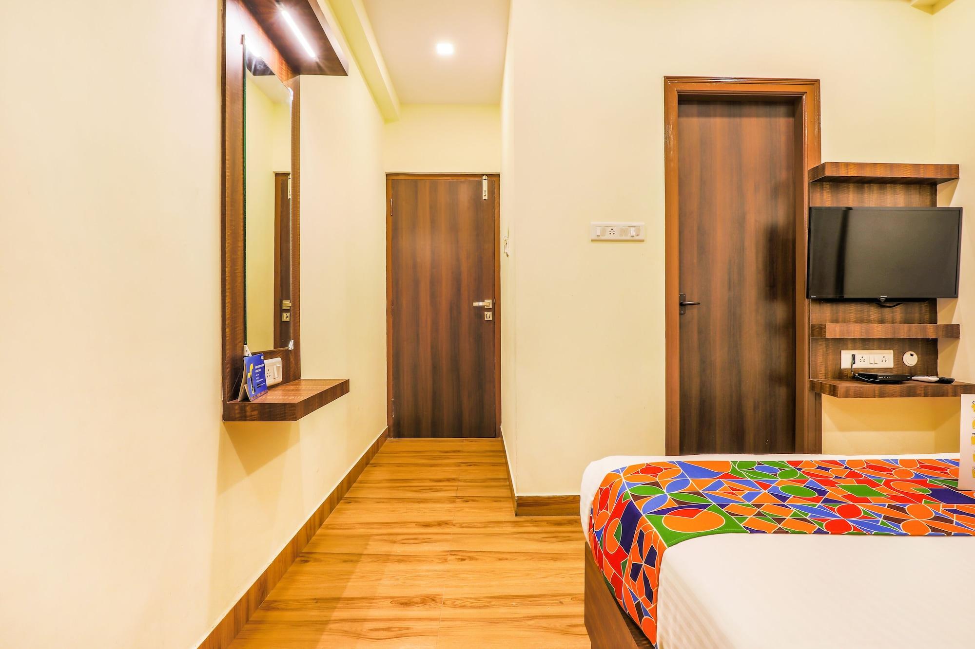 Habitación FabHotel Royal Wood