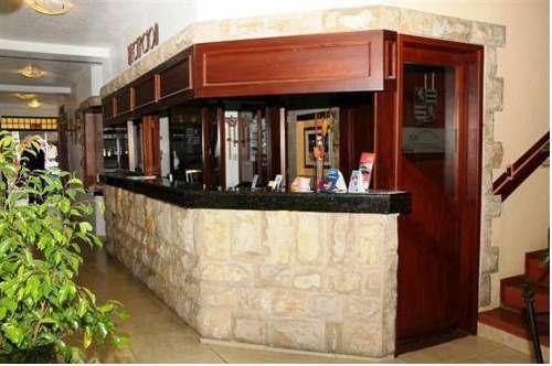 Varios Hotel Rodelu
