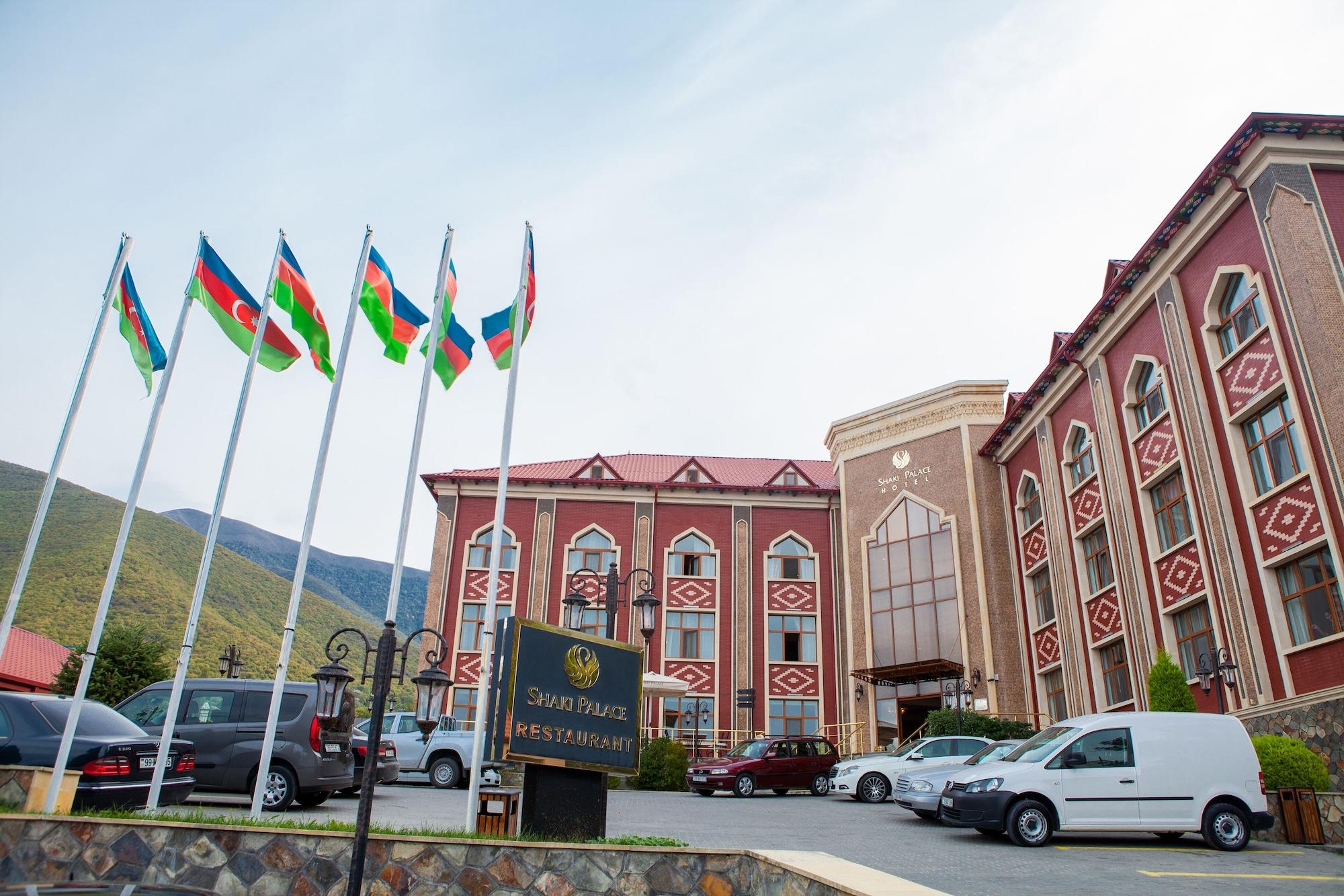 Varios Sheki Palace Hotel