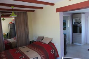 Alquiler Vacacional - Small studio / Furnished rental