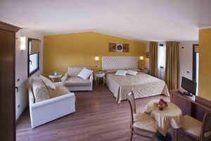 Alojamiento - Hotel La Rondine