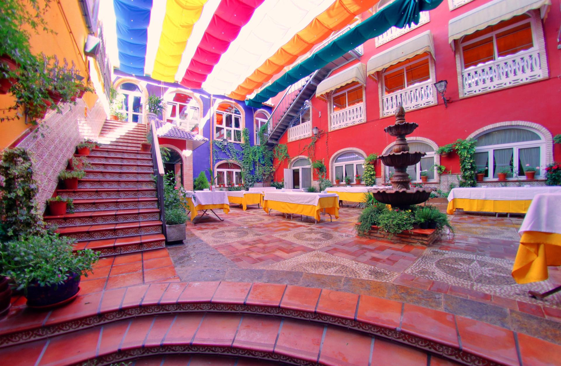 Vista Exterior Hotel Plaza Manjon