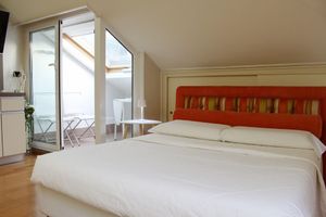 Alquiler Vacacional - The Attic by the Sea [Old Town-Loano-Garage]