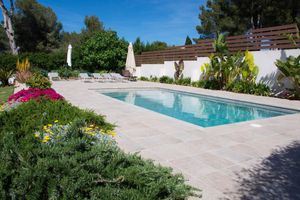 Alquiler Vacacional - Lovely Villa In Mallorca, Santa Ponsa. Bright and sun lit all day.