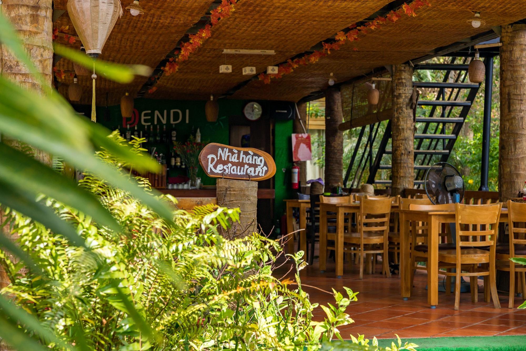 Restaurant Dendi Resort Phu Quoc