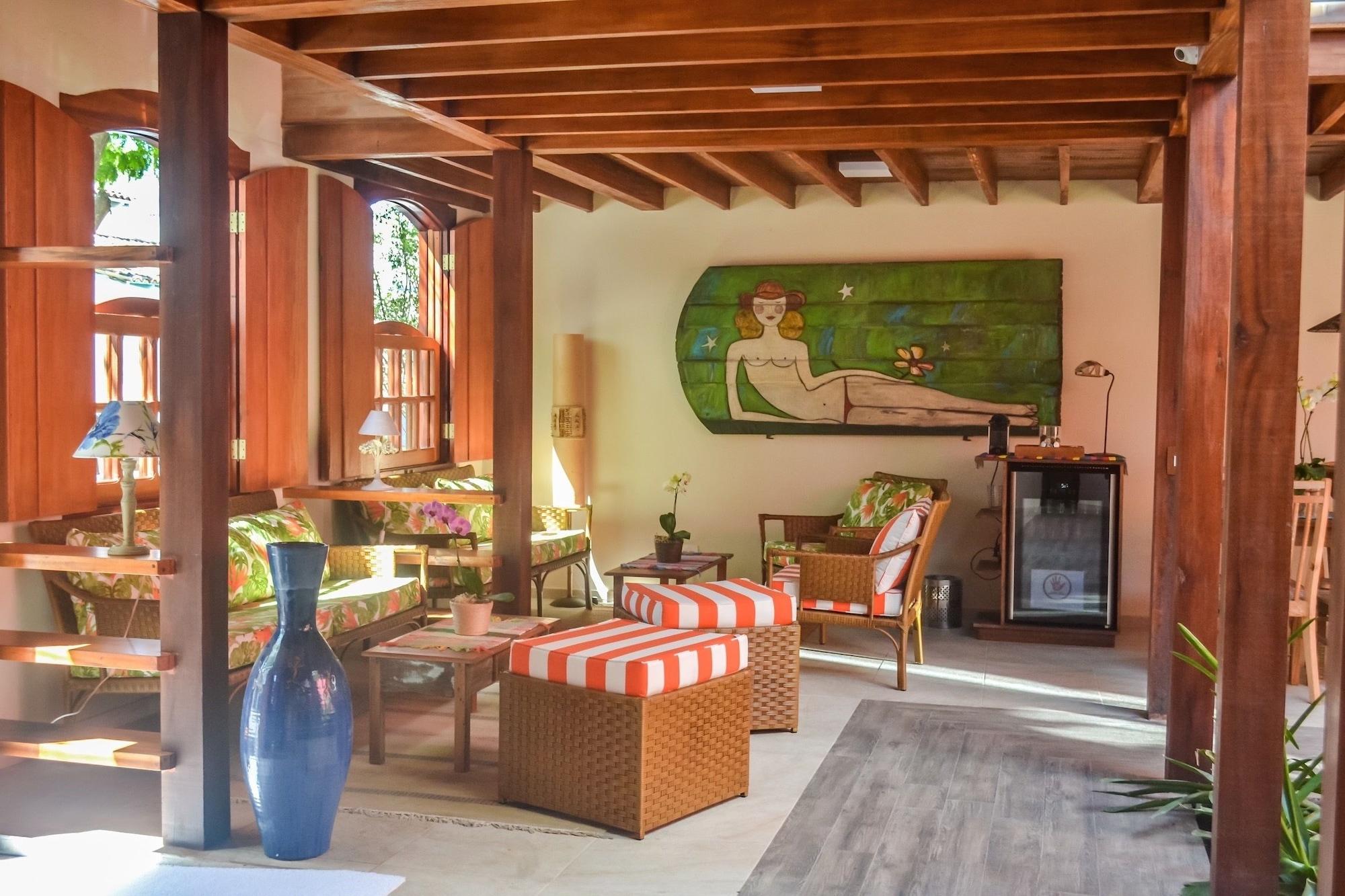 Sala de Reuniones Pousada Ipê