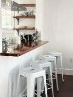 Alquiler Vacacional - 2 Bedroom/2 Bath In the Heart of Newport- Deck + Back Yard + Off-Street Parking!