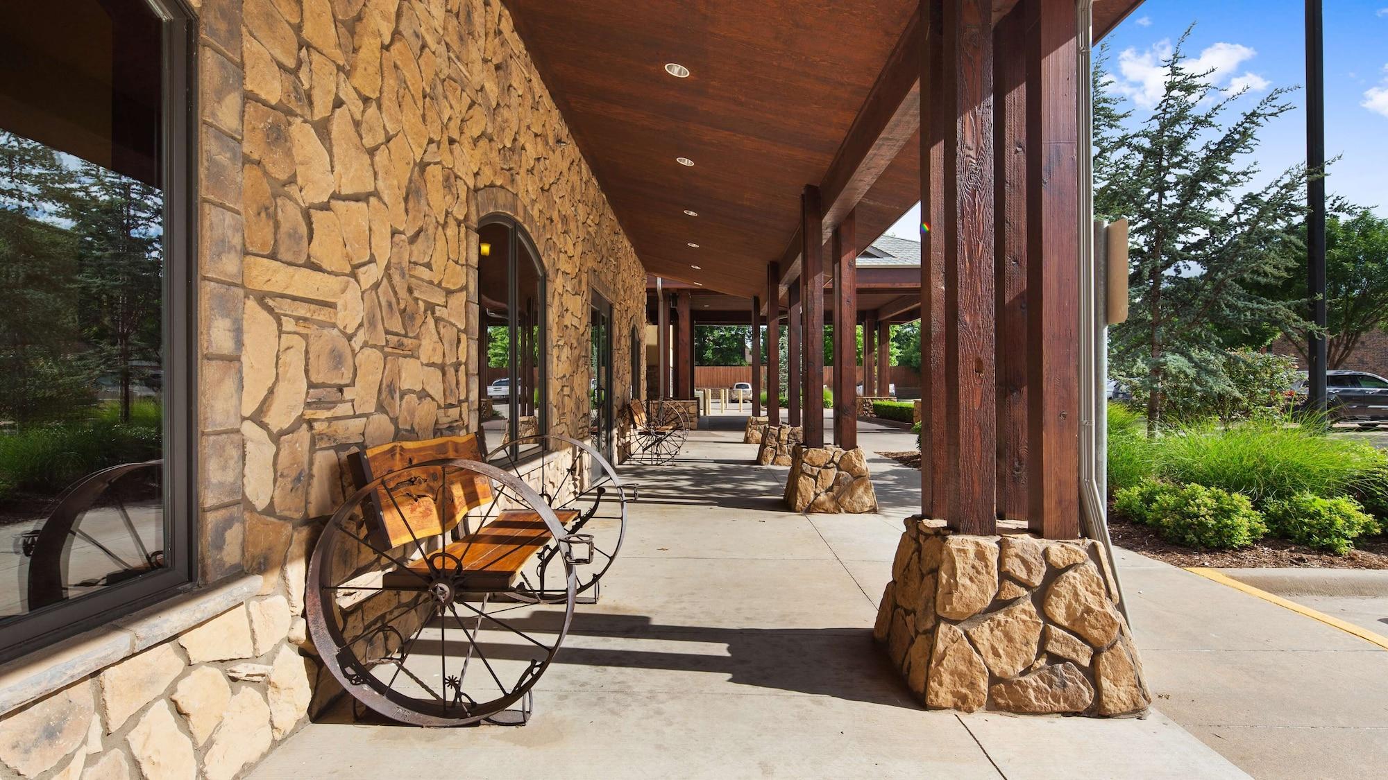 Vista Exterior Best Western Plus Cimarron Hotel & Suites