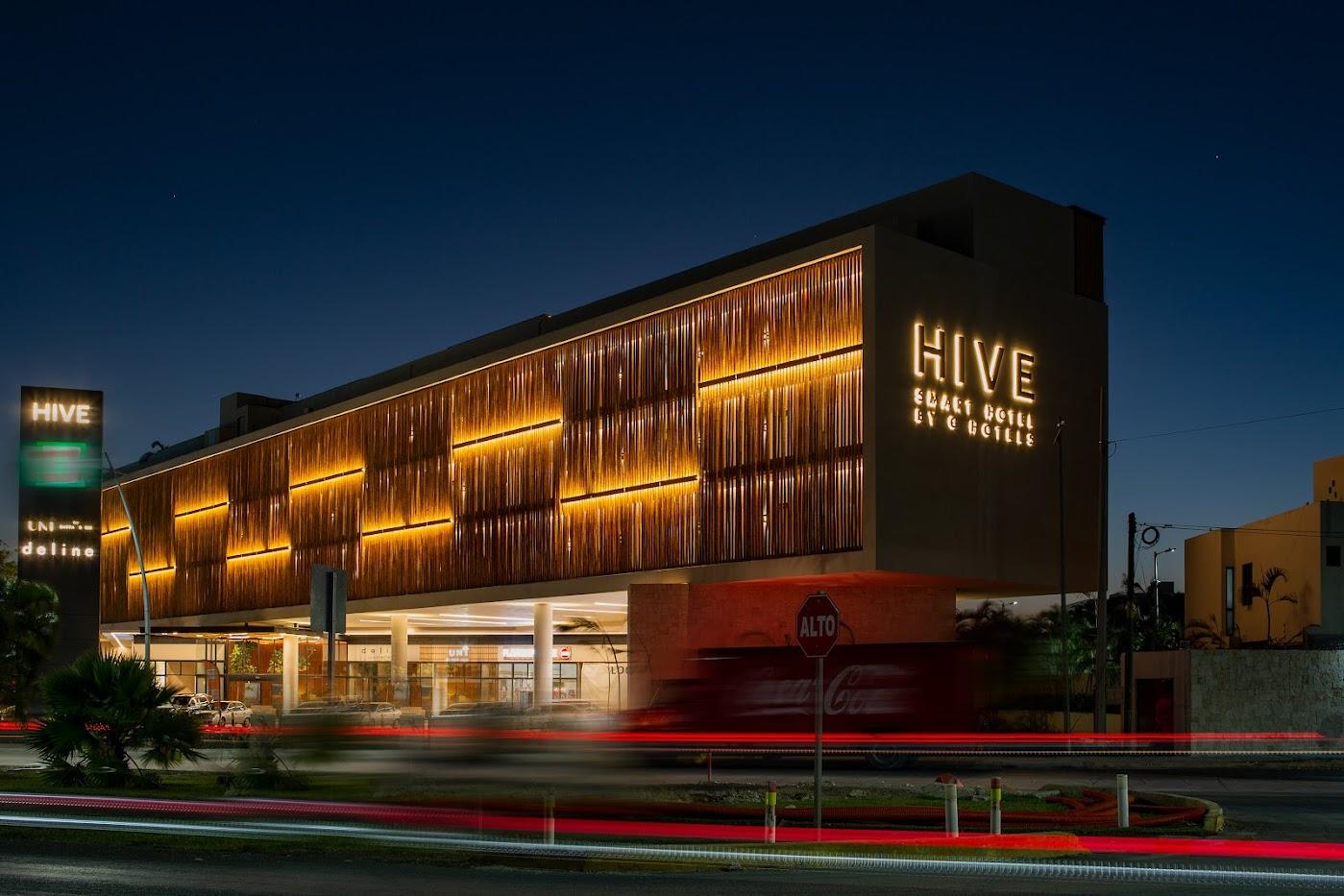 Vista Exterior Hive Cancun By G Hotels