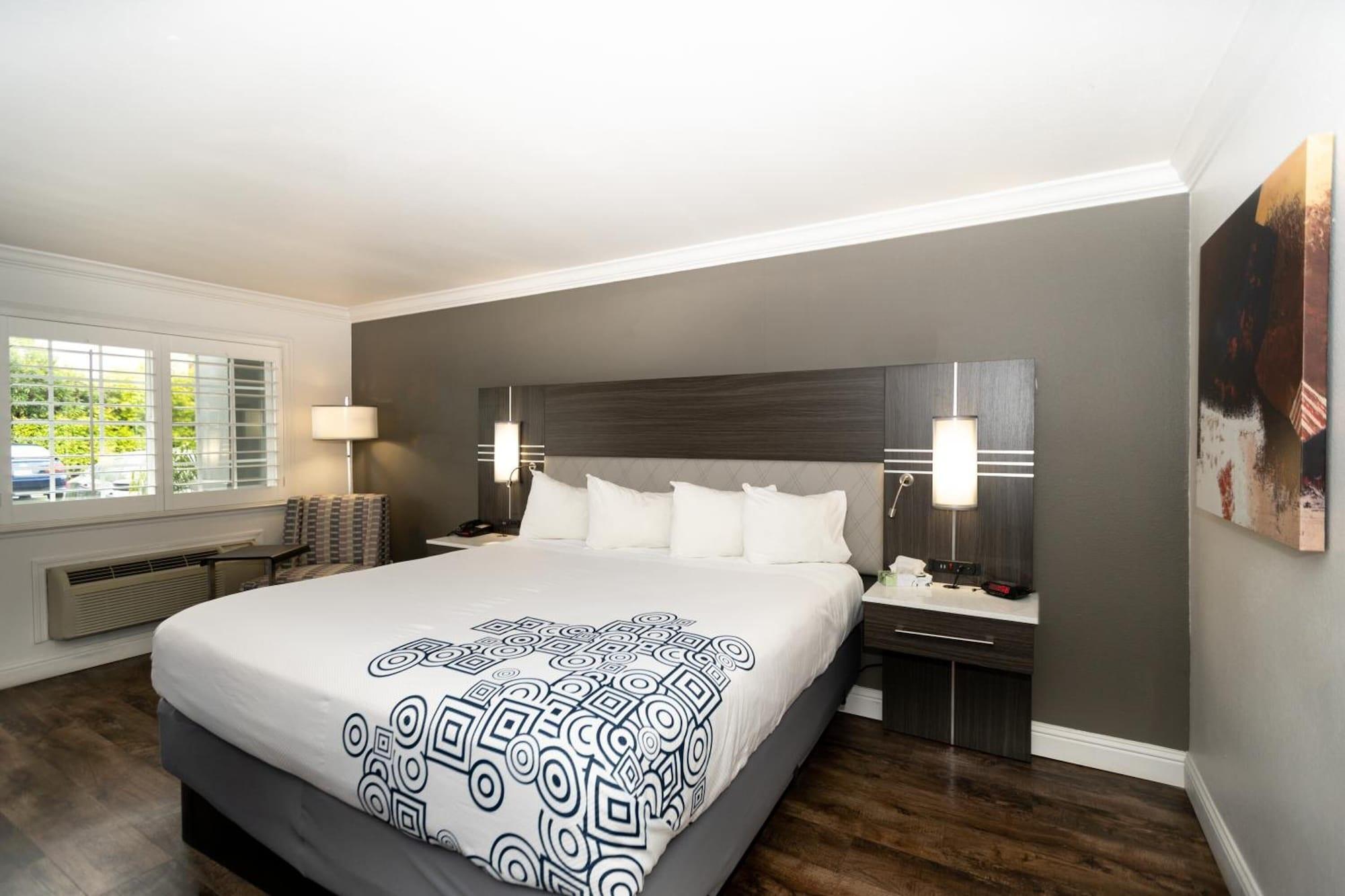 Habitación Rodeway Inn San Jose HWY-101 Tully Rd Exit