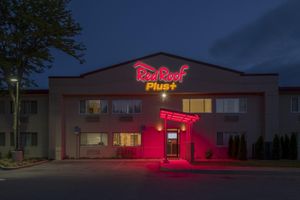 Alojamiento - Red Roof PLUS+ Poughkeepsie