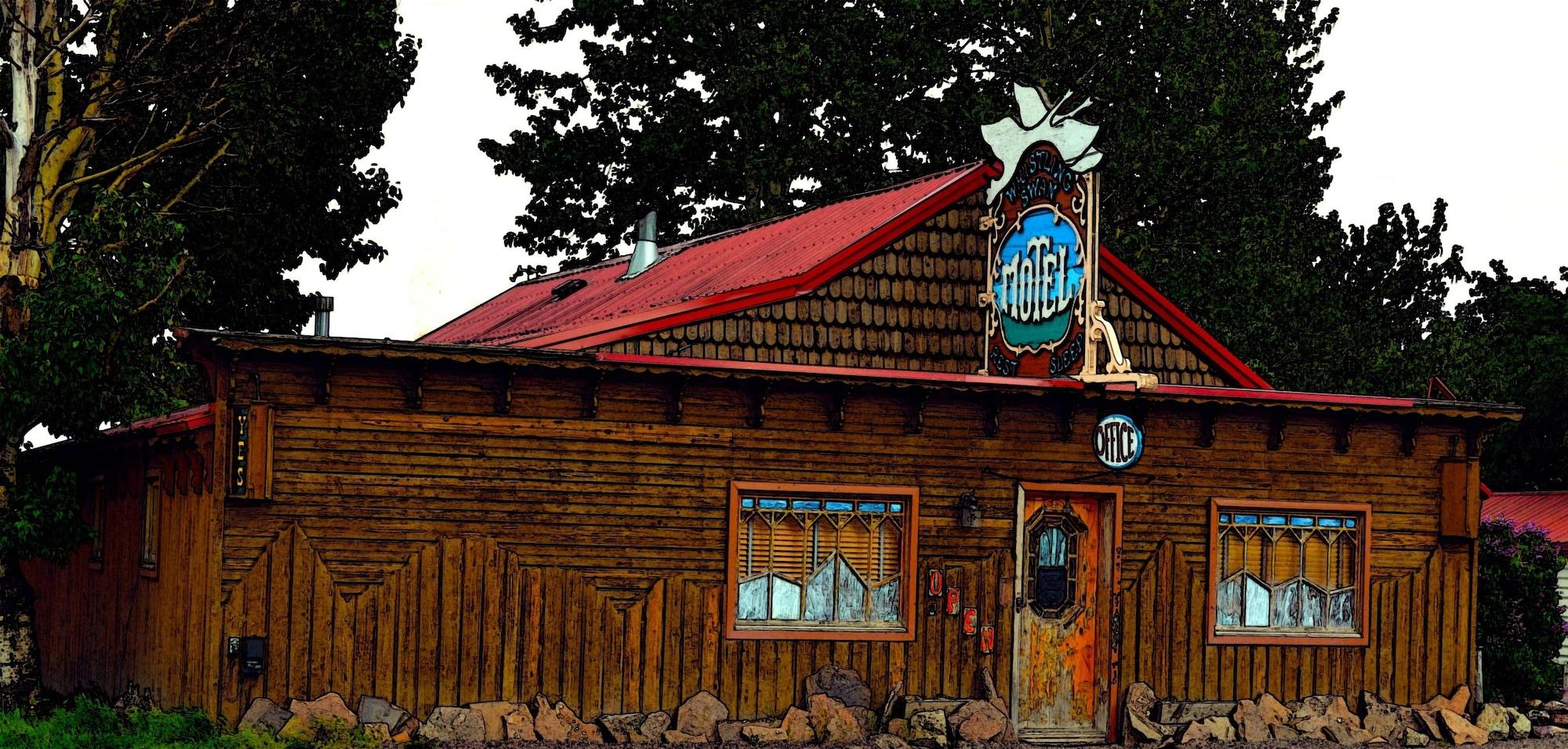 Varios Whistling Swan Motel