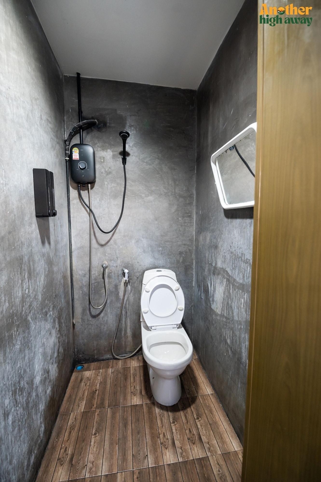 Equipamiento de Habitación Another High Away Hostel Bangkok