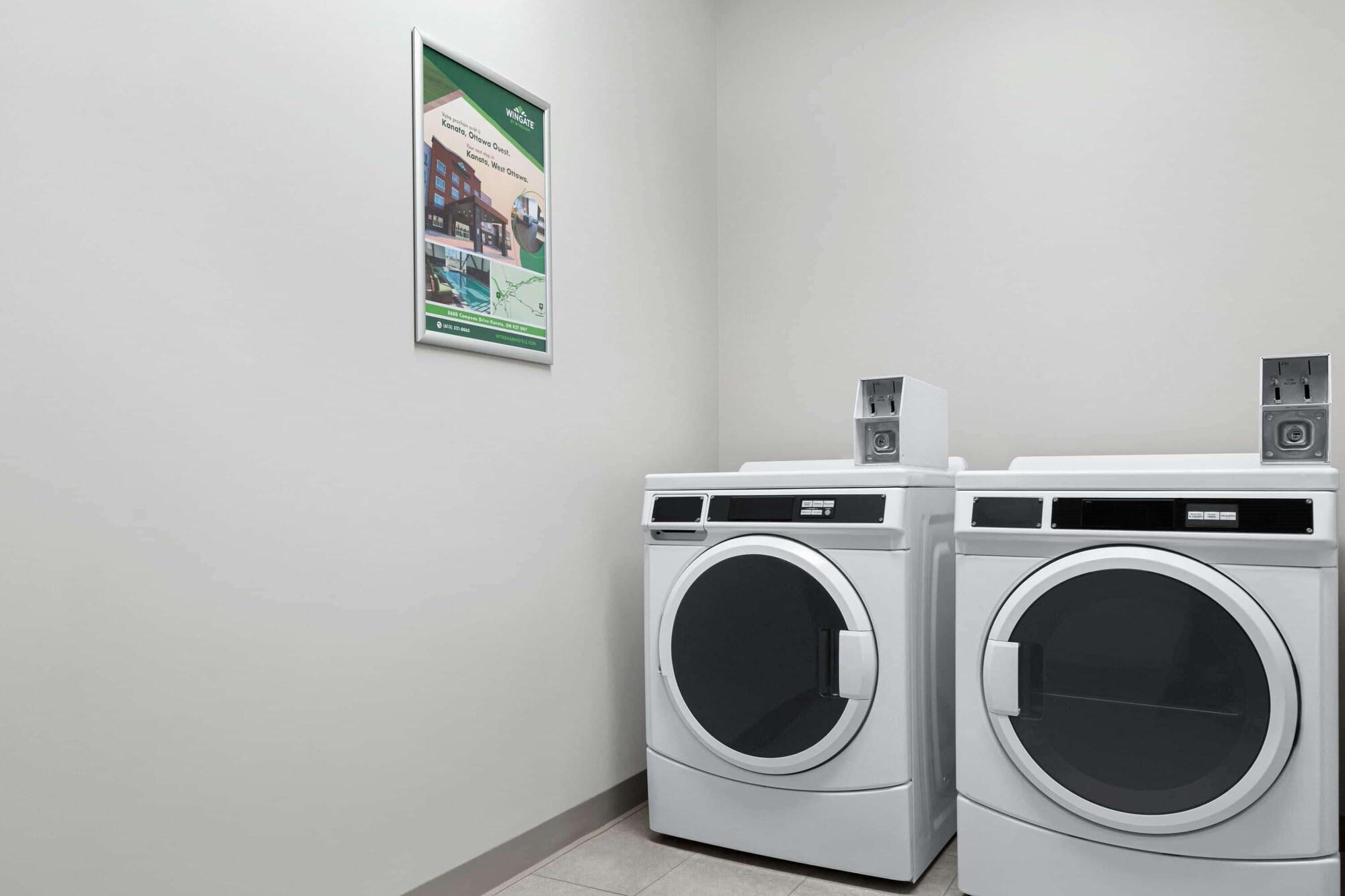 Comodidades del Alojamiento Microtel Inn & Suites by Wyndham Lac-Megantic