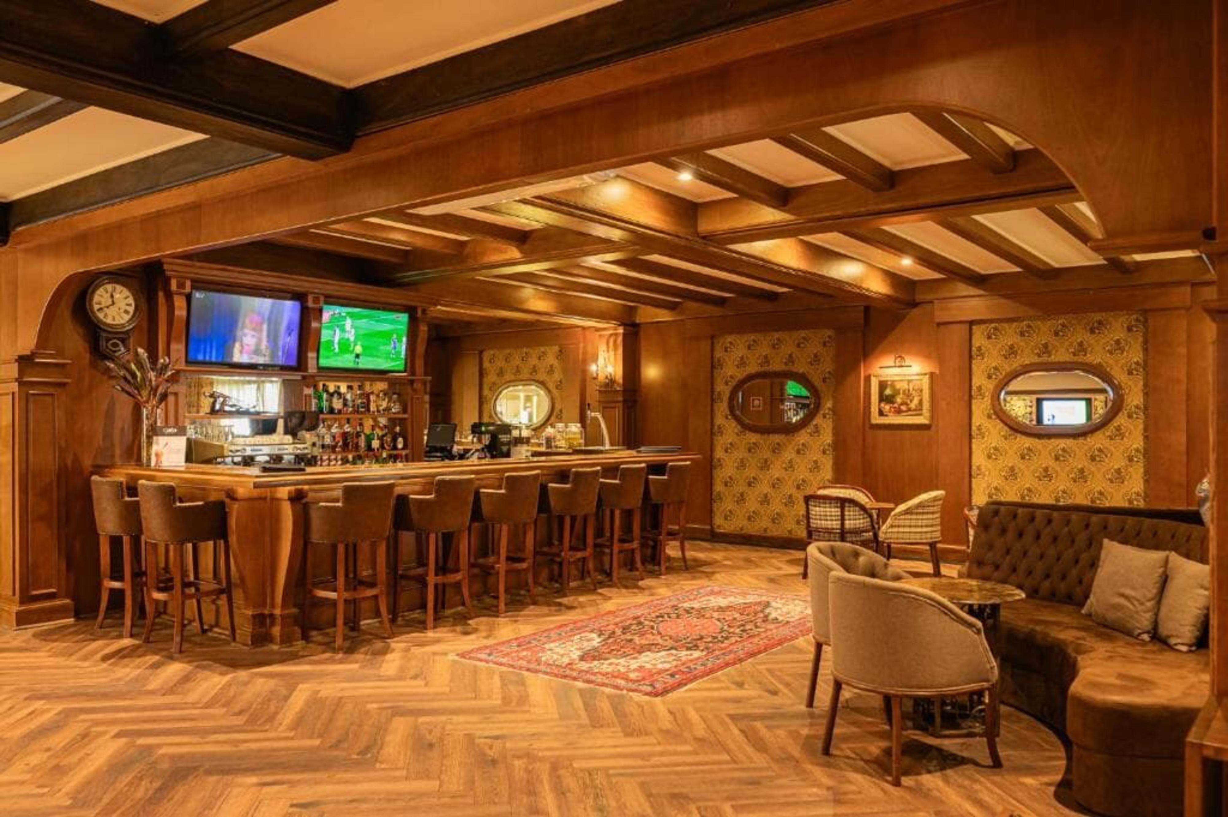 Bar/Salón Serrazul Hotel