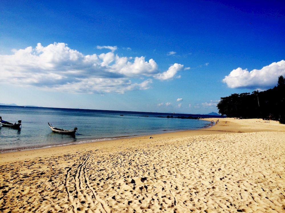 Playa Lom La Lanta Hotel