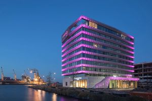 Alojamiento - Moxy Amsterdam Houthavens
