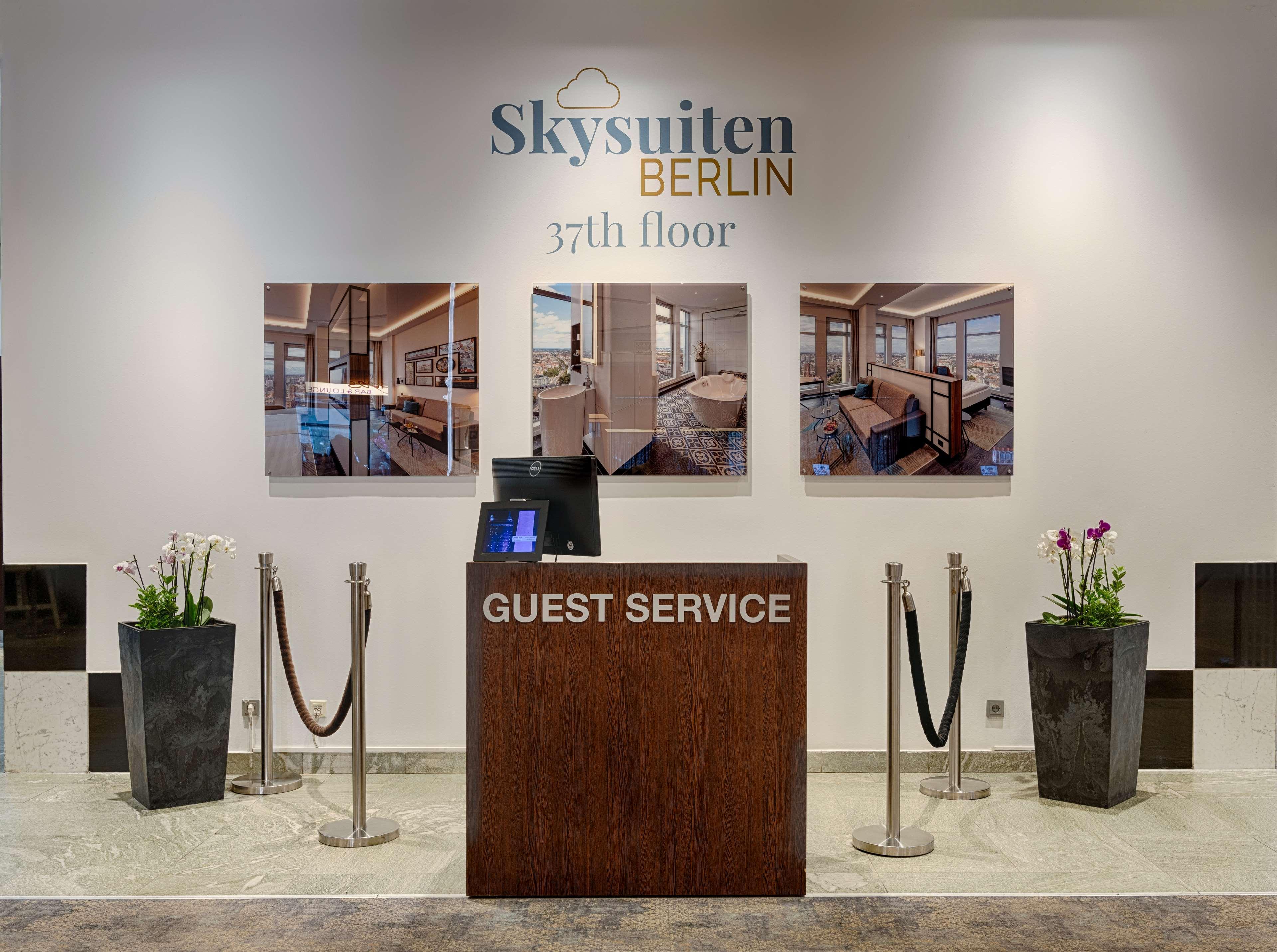 Vista Lobby Park Inn by Radisson Berlin Alexanderplatz