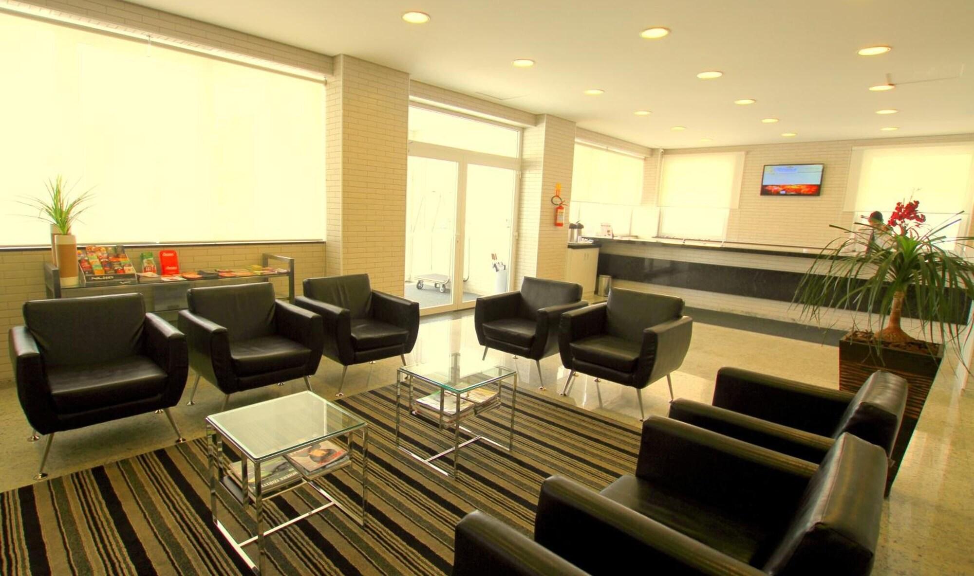 Vista Lobby Hotel Confiance Centro Cívico