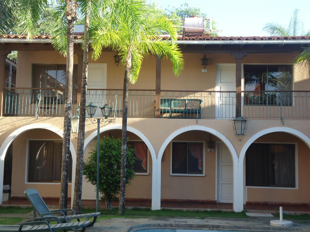 Vista Exterior Hotel La Quinta