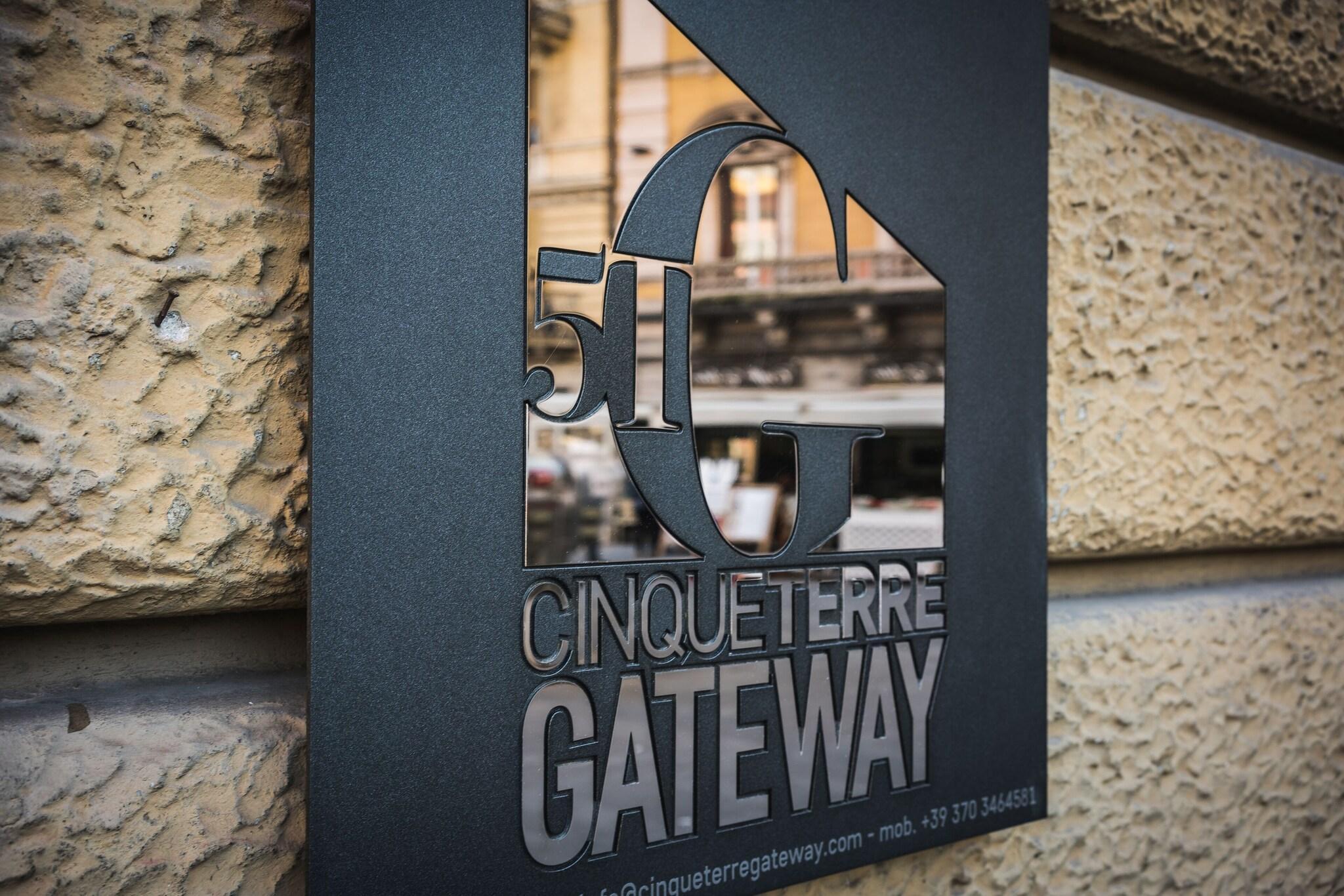 Vista Exterior Cinque Terre Gateway