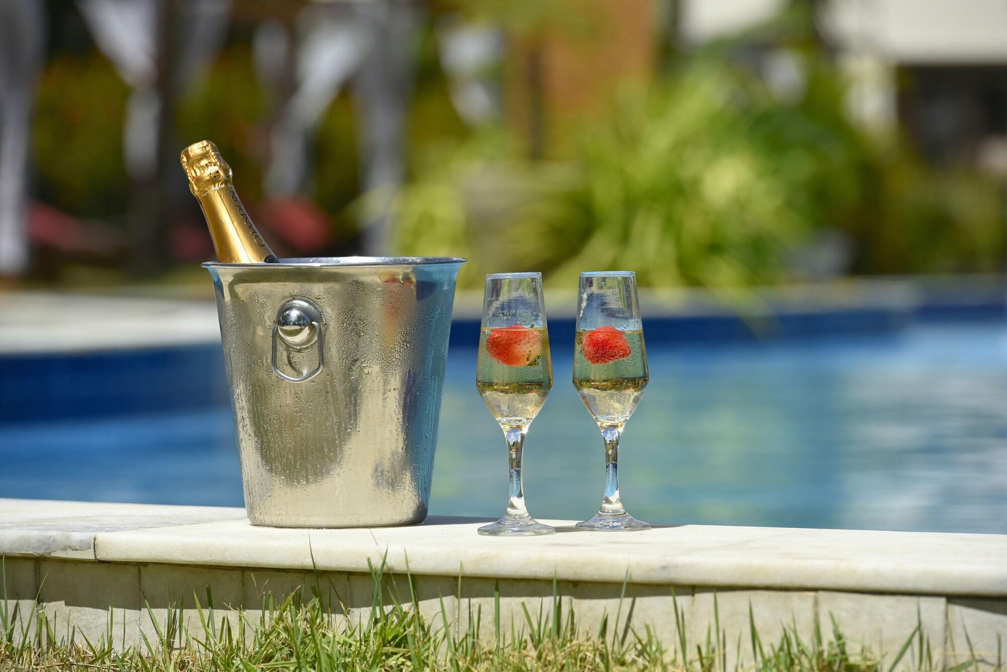 Bar/Salón Pousada Aruanã