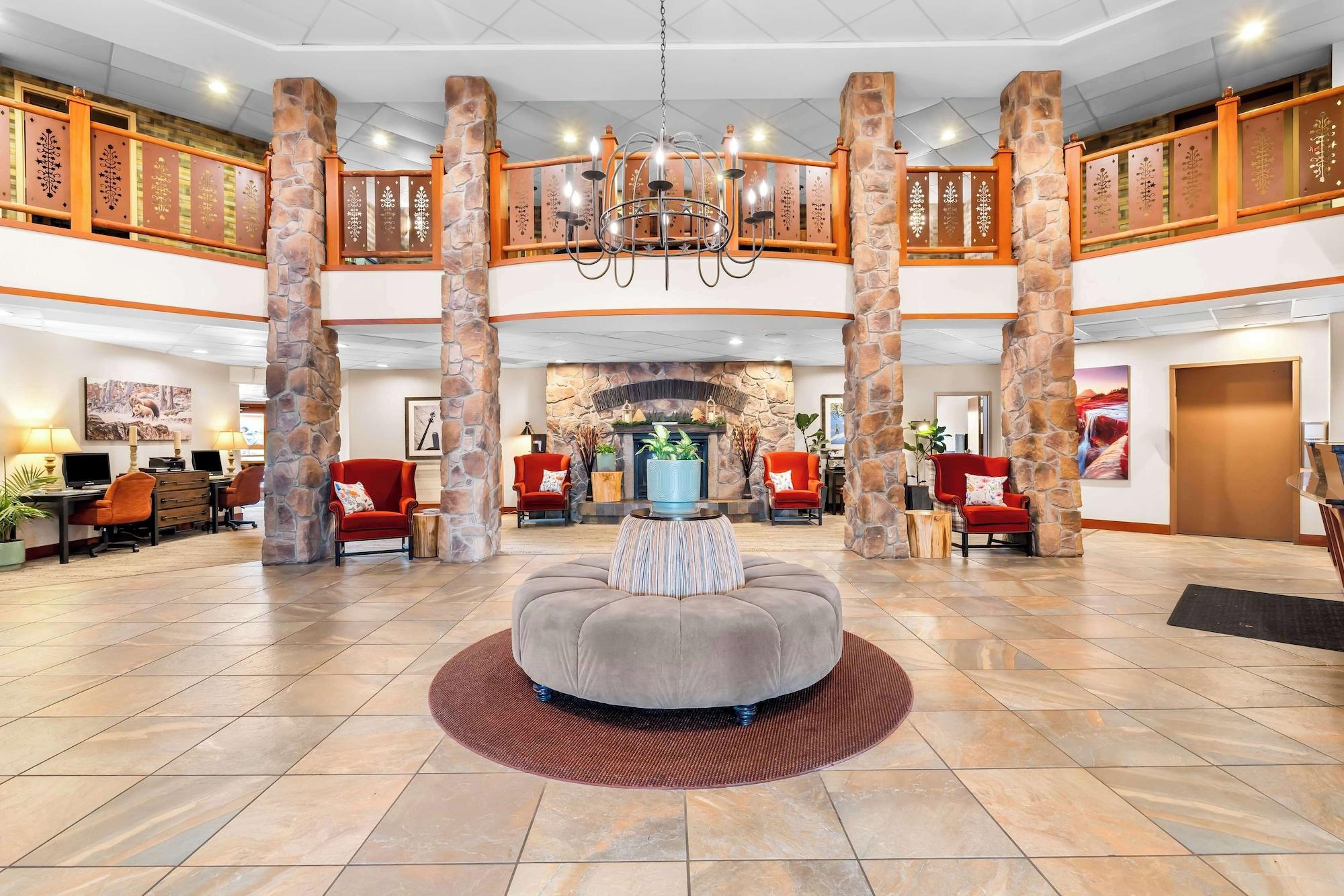 Vista Lobby Best Western Rocky Mountain Lodge
