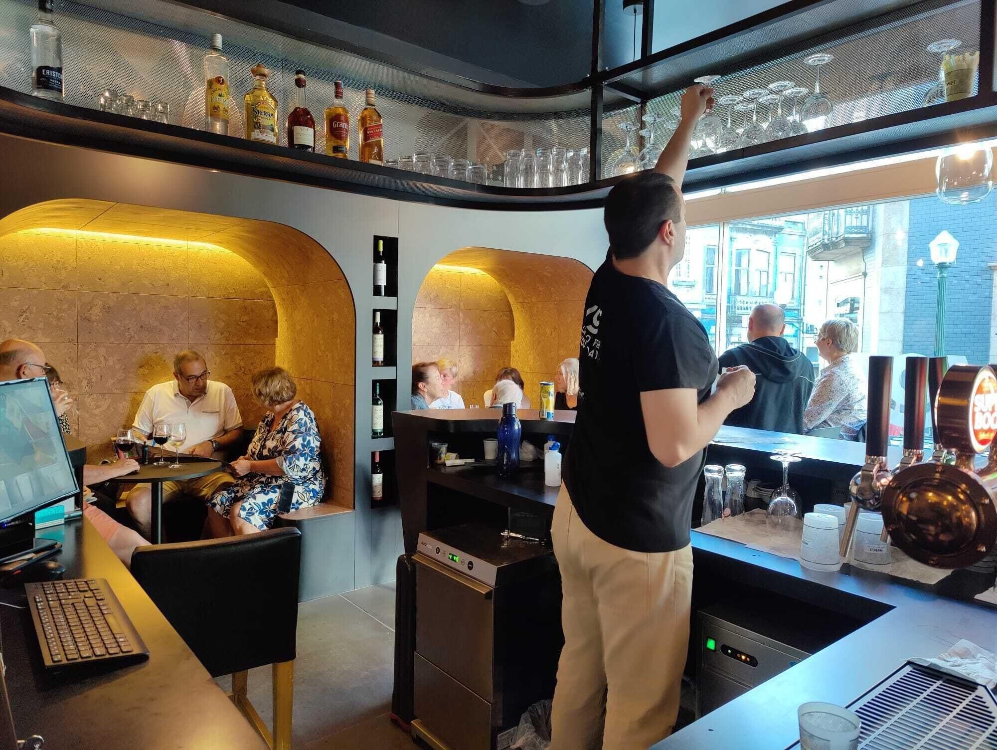 Bar/Salón WOT Porto Soul