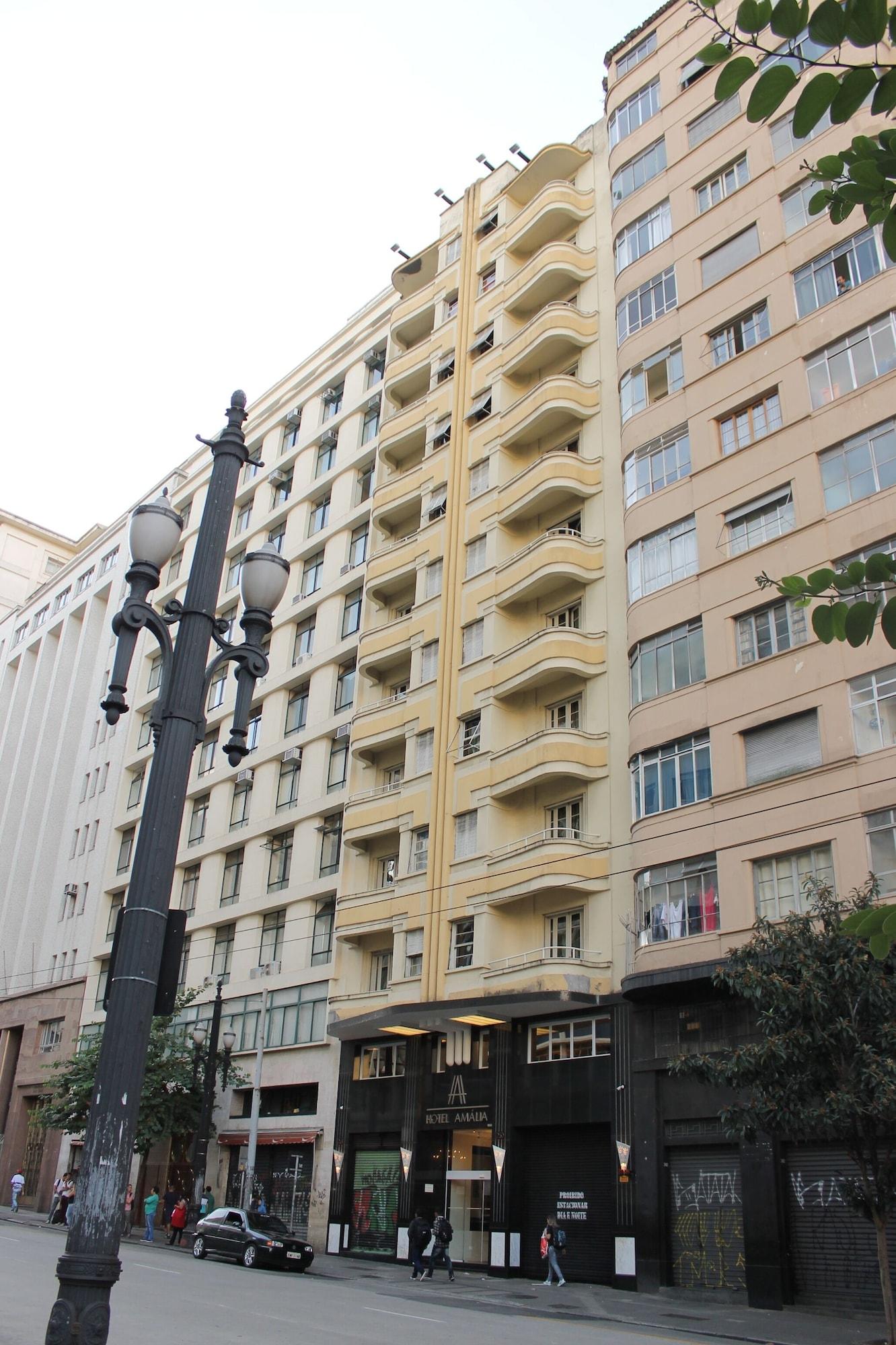 Vista Exterior HOTEL AMALIA