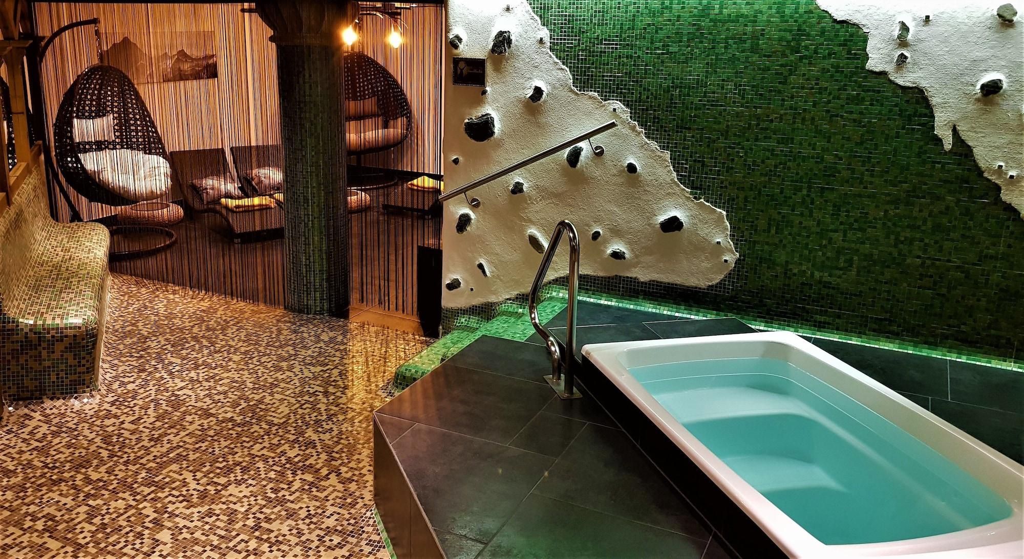 Spa Basur - das Schihotel am Arlberg