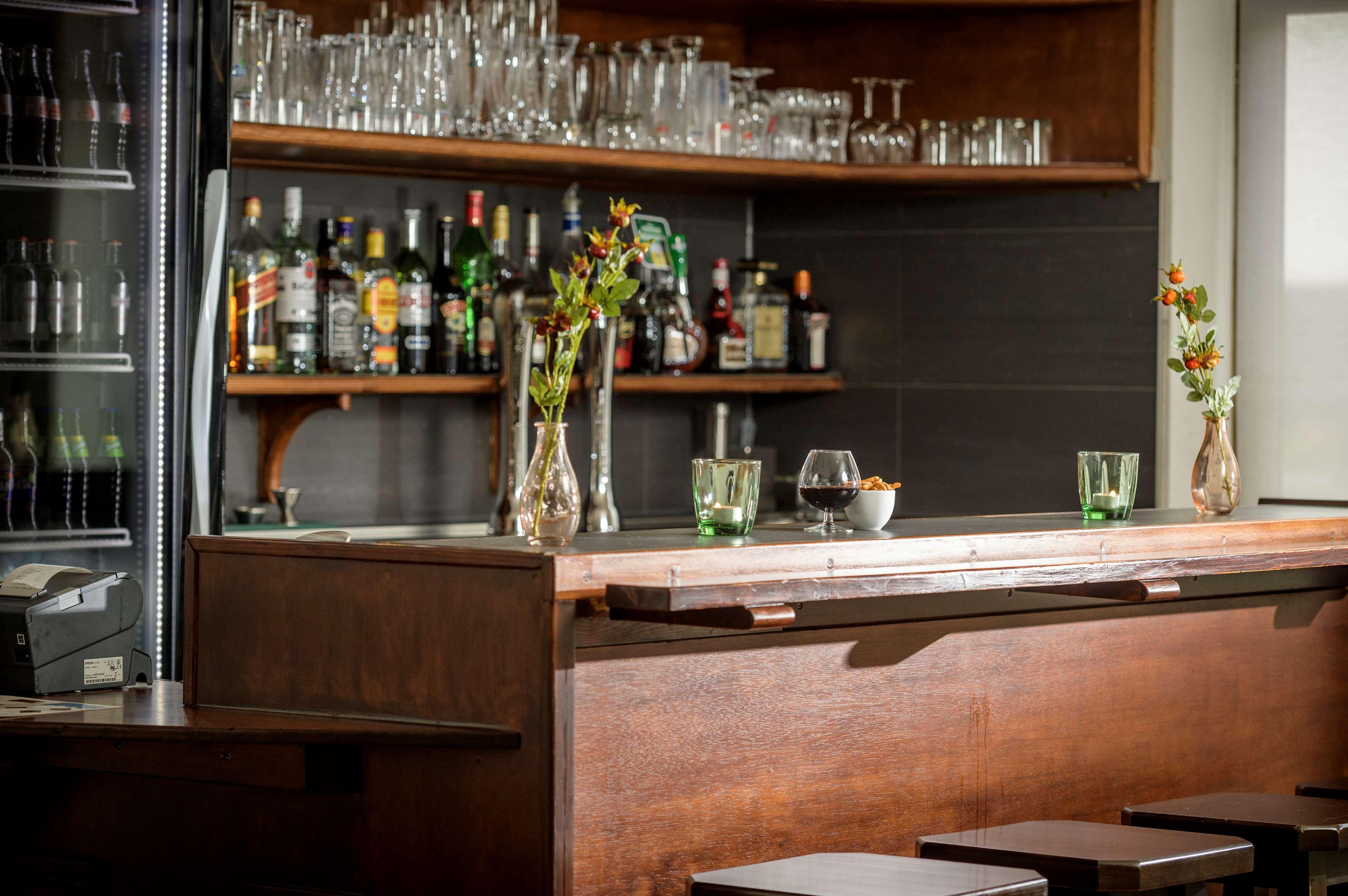Bar/Salón Campanile Venlo
