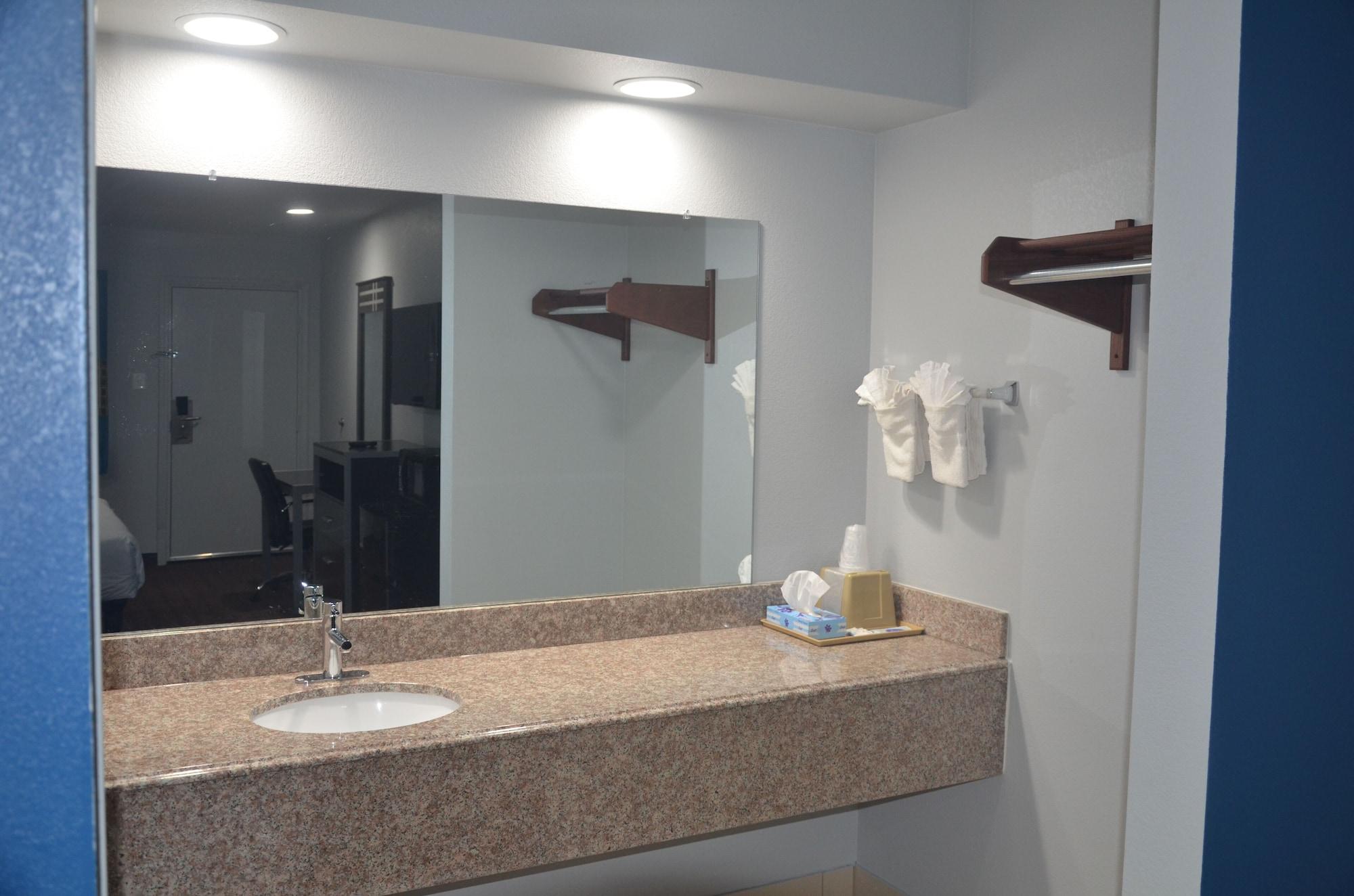 Equipamiento de Habitación Traveler's Inn