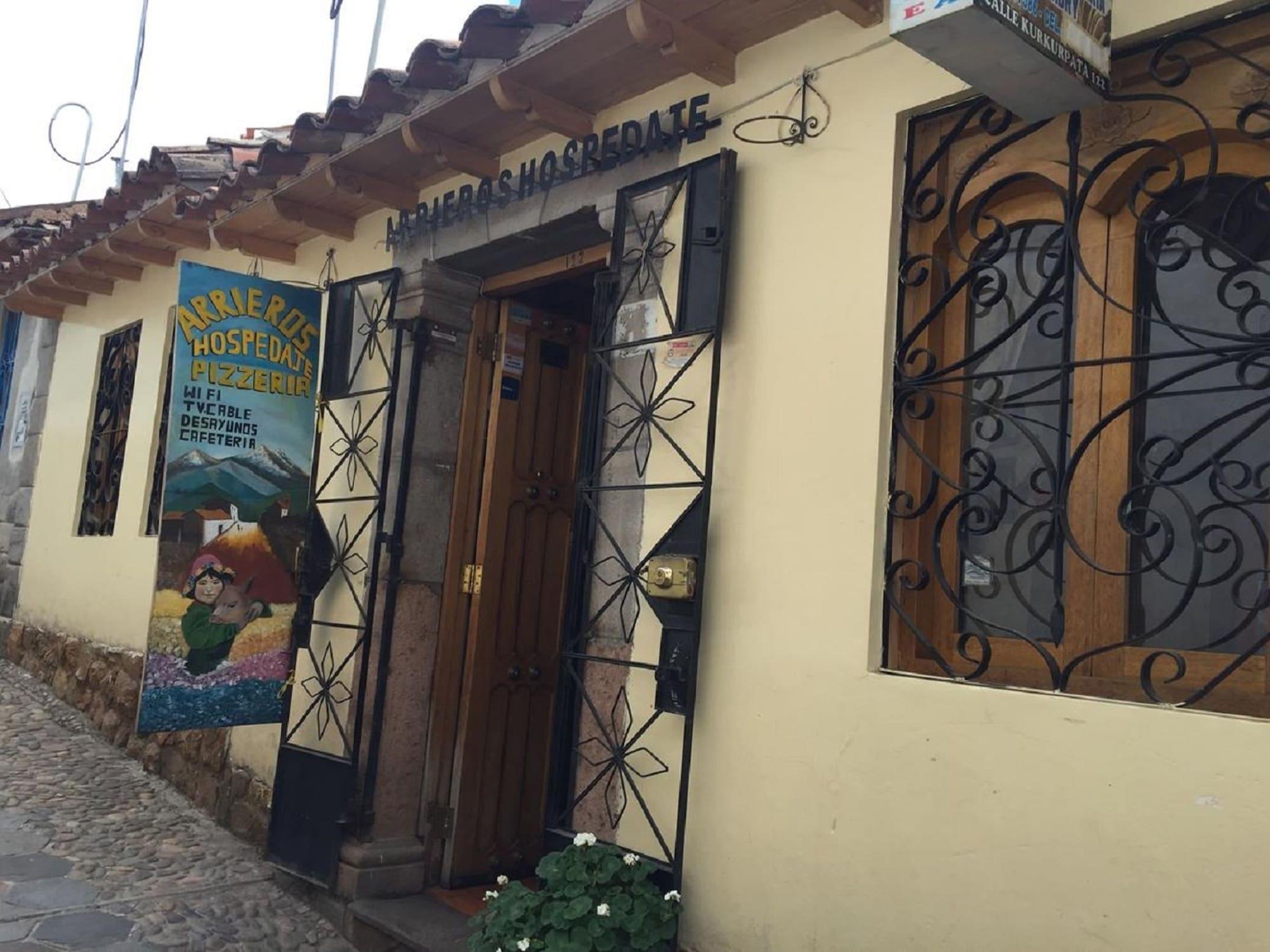 Varios Arrieros Hostal