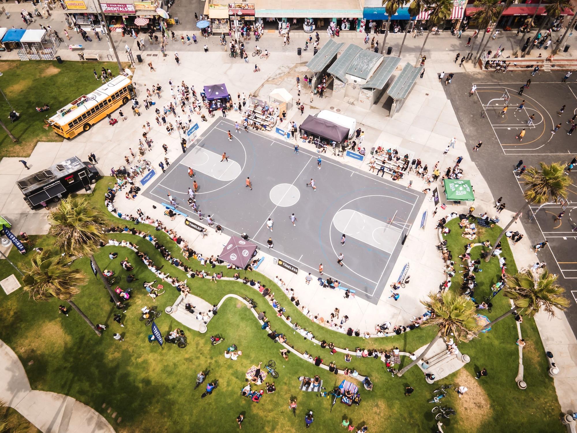 Instalaciones Recreativas The Redline Venice